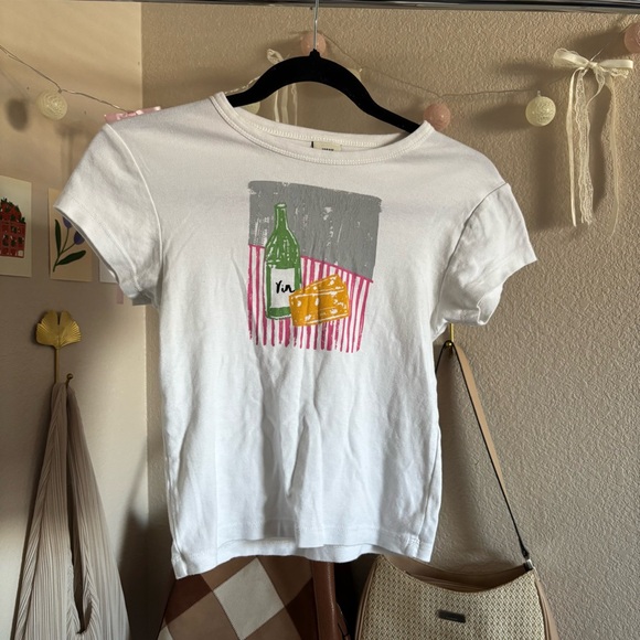 ୨୧ ･ﾟ✧ Urban Outfitters Cheese & Wine Doodle Baby Tee - Picture 4 of 6